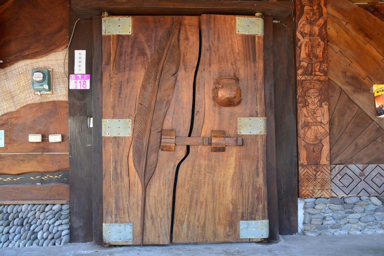 A wooden doorway at Gangkou Community Center